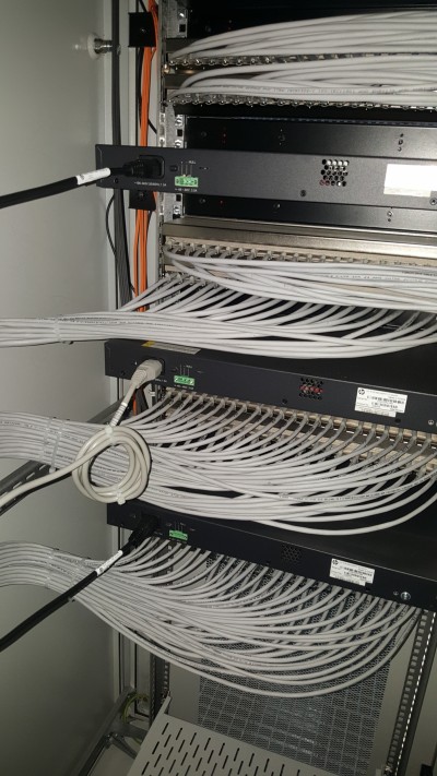sieci internetowe, instalacje elektryczne, instalacje niskoprądowe, instalacje dedykowane, sieci bezprzewodowe, instalacje światłowodowe, diagnostyka sieci narzędziami pomiarowymi FLUKE, instalacje sieci komputerowych, sieci strukturalne